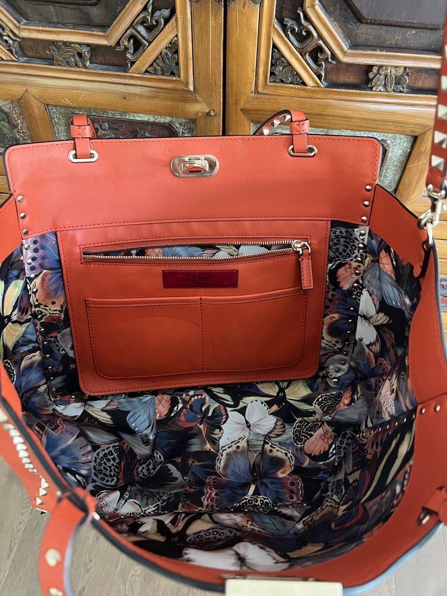 Valentino Borse da donna: Valentino, Garavani Rockstud Handbag – Nuovo (secondo la descrizione) da Collex venduto da jam_hsr2 5