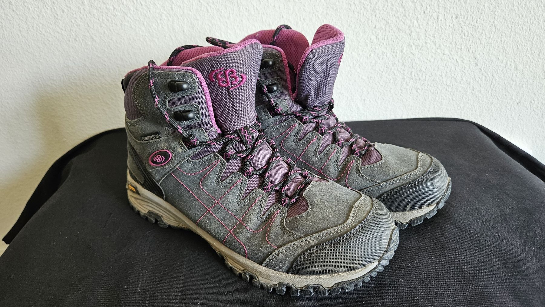 Scarpe da donna: Wanderschuhe Brüttig Grösse 40.5 Damen  – Usato da Ettingen venduto da samiba 1