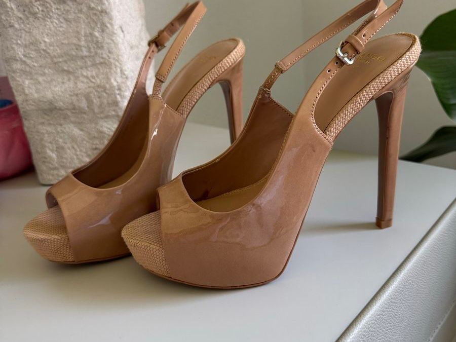 Mango Scarpe da donna: Sandalen – Nuovo (secondo la descrizione) da Reinach AG venduto da MineD