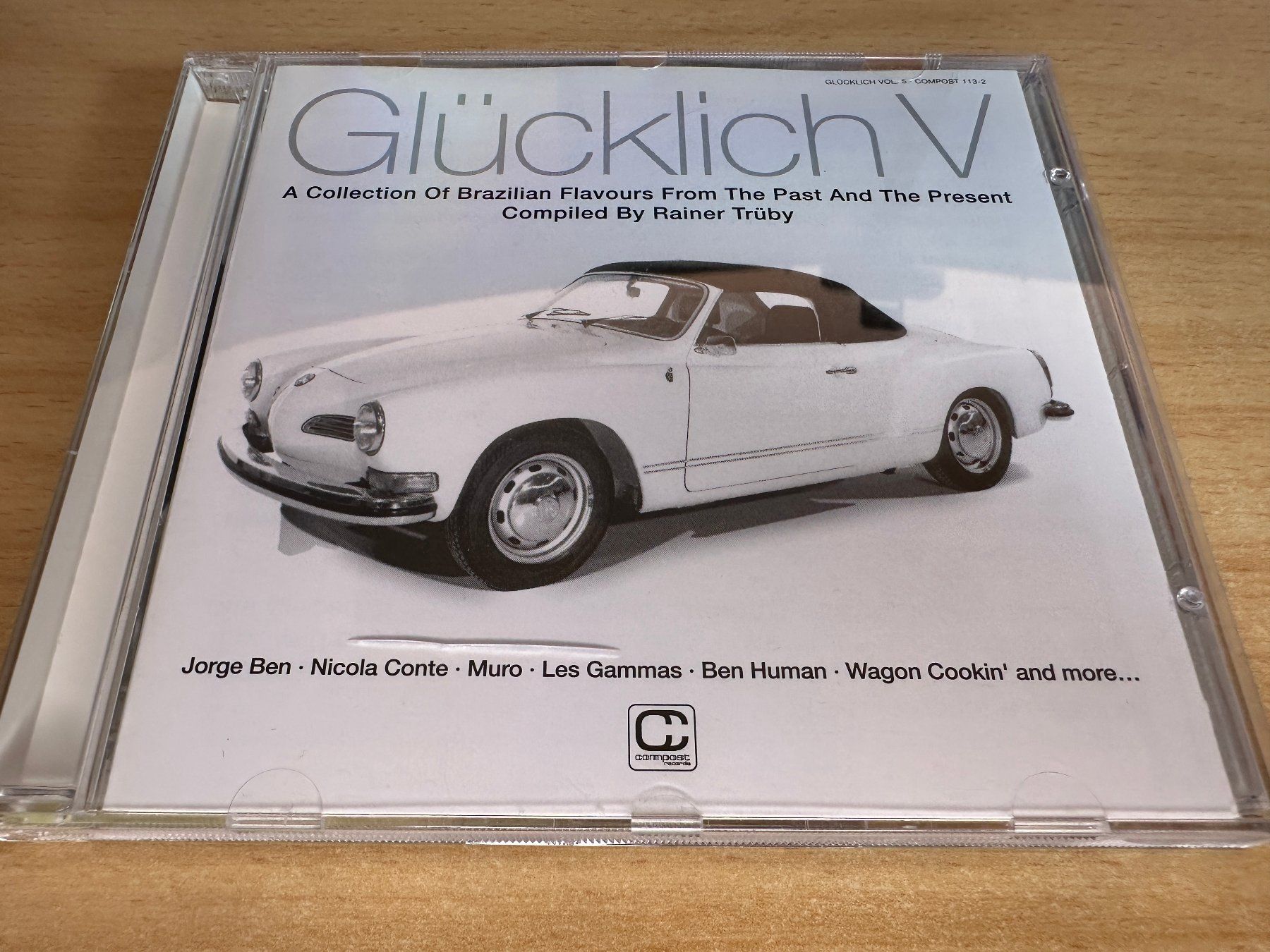 CD: Various – Glücklich V – Usato da Rikon im Tösstal venduto da Alpenmutz