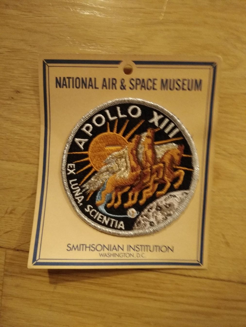 Plaketten & Abzeichen: Badge Apollo XIII – Gebraucht aus Zug von