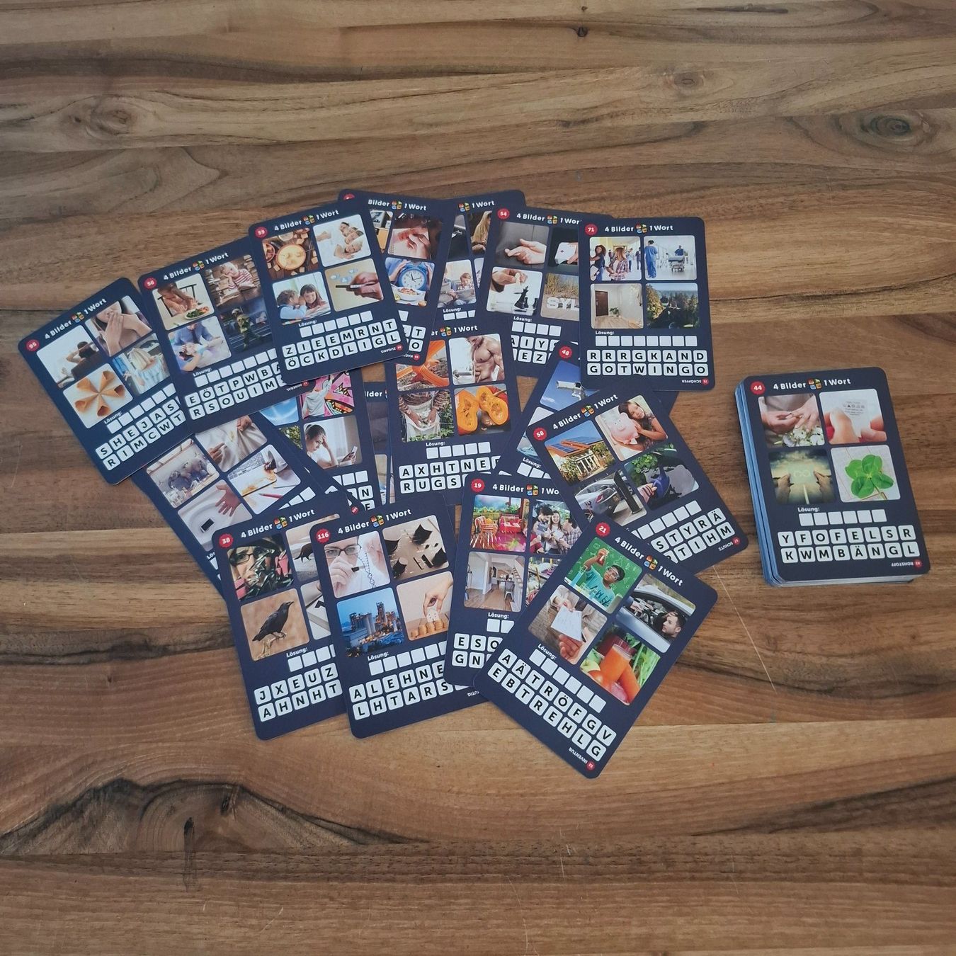 Pegasus Spiele Giochi: Kartenspiel "4 Bilder 1 Wort" – Nuovo (secondo la descrizione) da Sisseln AG venduto da Tropea4334 2