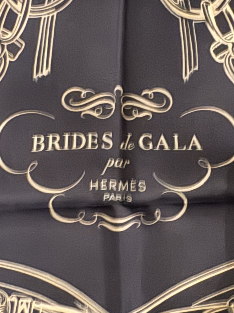 Hermès Foulard & Sciarpe: Hermès carré double face Brides de Gala – Nuovo e nell'imballaggio originale da Genève venduto da Allisgood 2