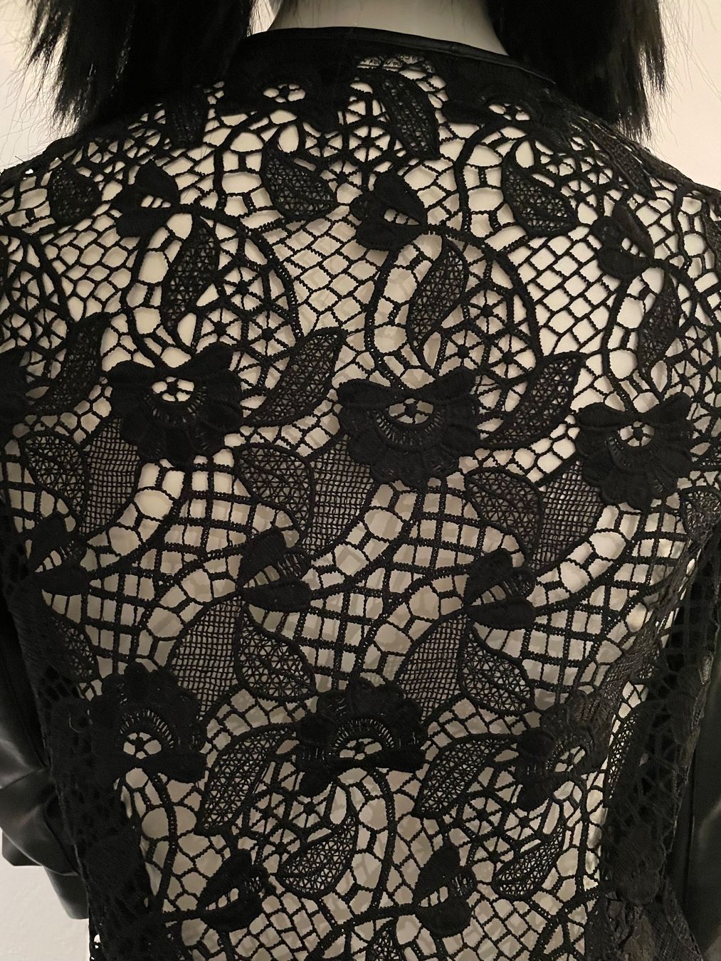 Top: Blouson de soirée 36 – Nuovo (secondo la descrizione) da Genève venduto da flocon06 4