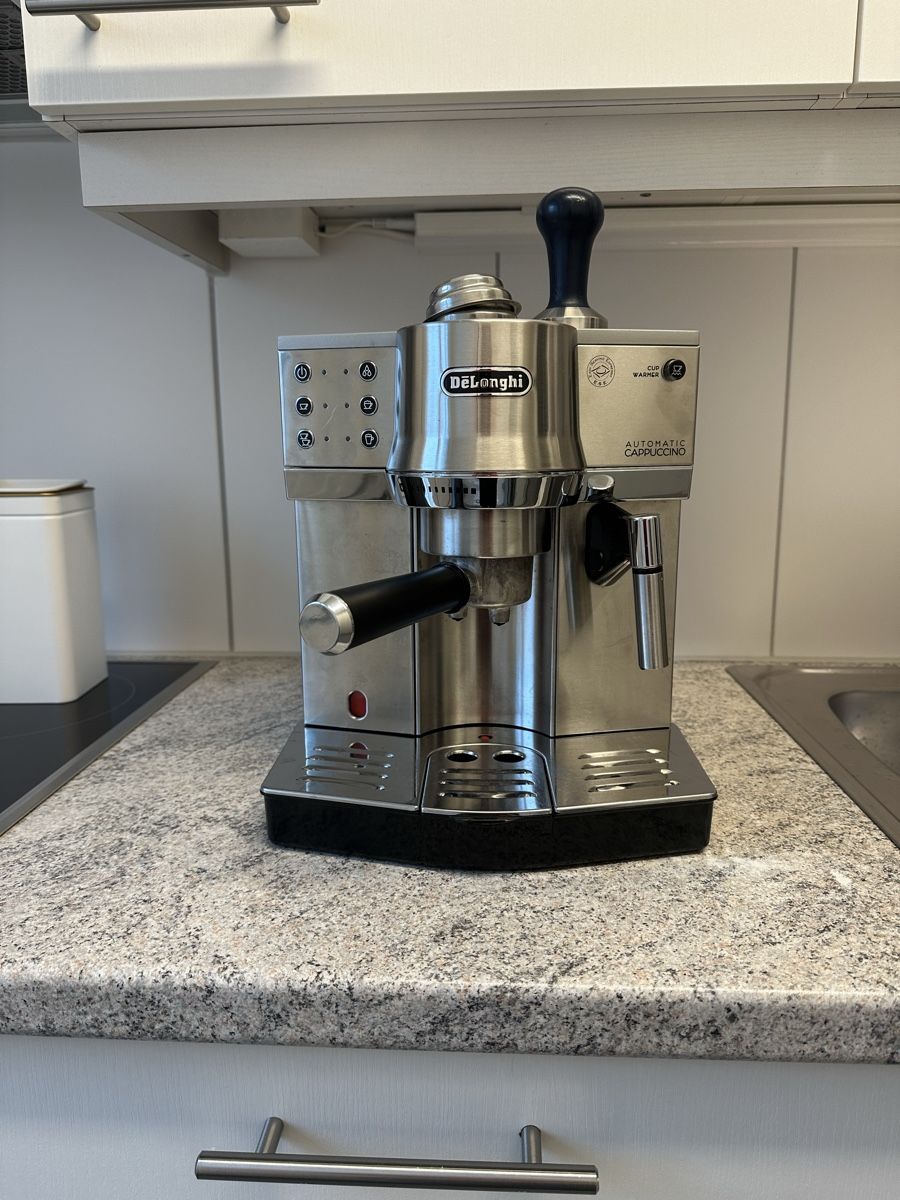 De'Longhi Kaffeemaschinen & Espressomaschinen: DeLonghi EC860 Espresso Machine  – Gebraucht aus Bern von liv_x8zf