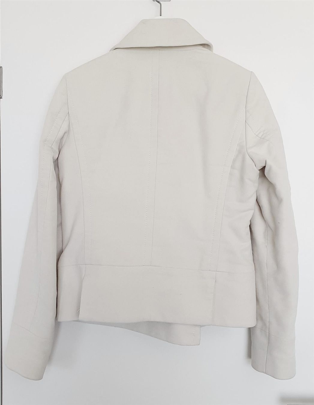 Esprit Giacche: Esprit Bikerjacke creme, Gr. 40 – Nuovo (secondo la descrizione) da Untersiggenthal venduto da Eulea 1