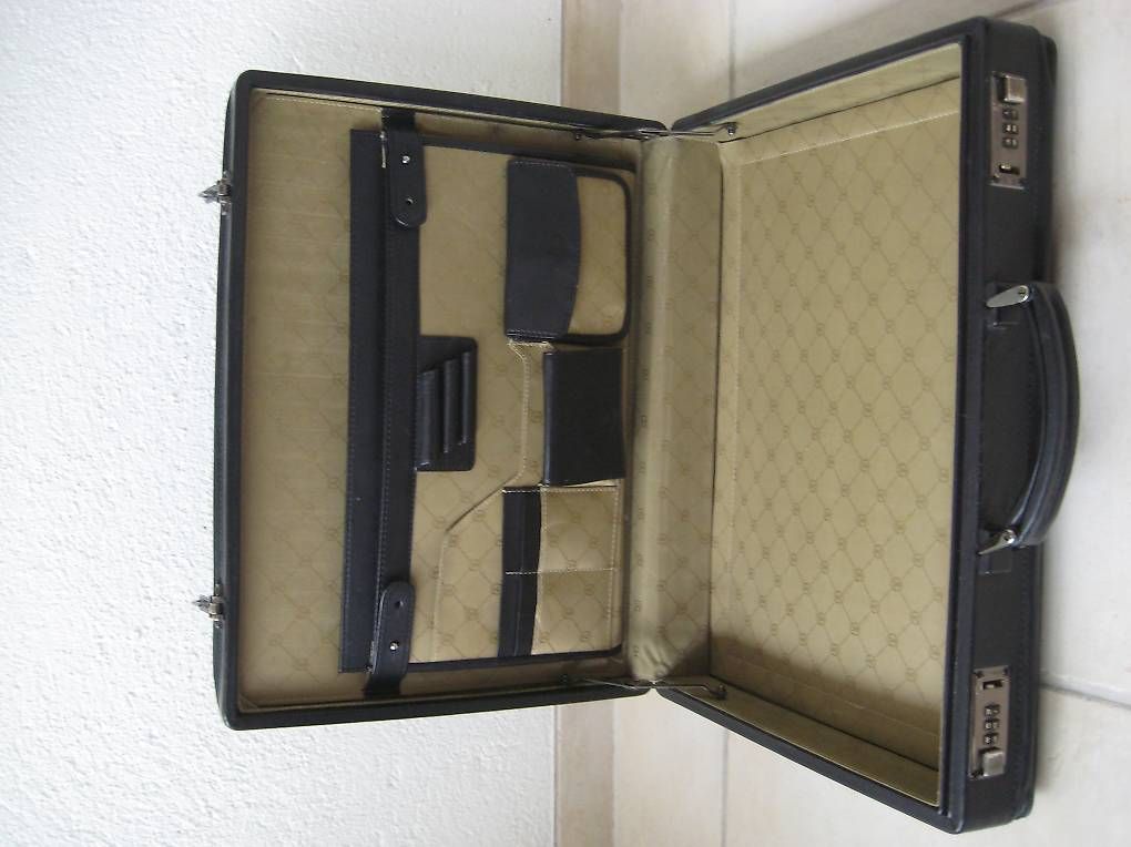 Valigie & Borse: Aktenkoffer "Gold Pfeil", Leder schwarz – Usato da Horgen venduto da pet_n5kr 1