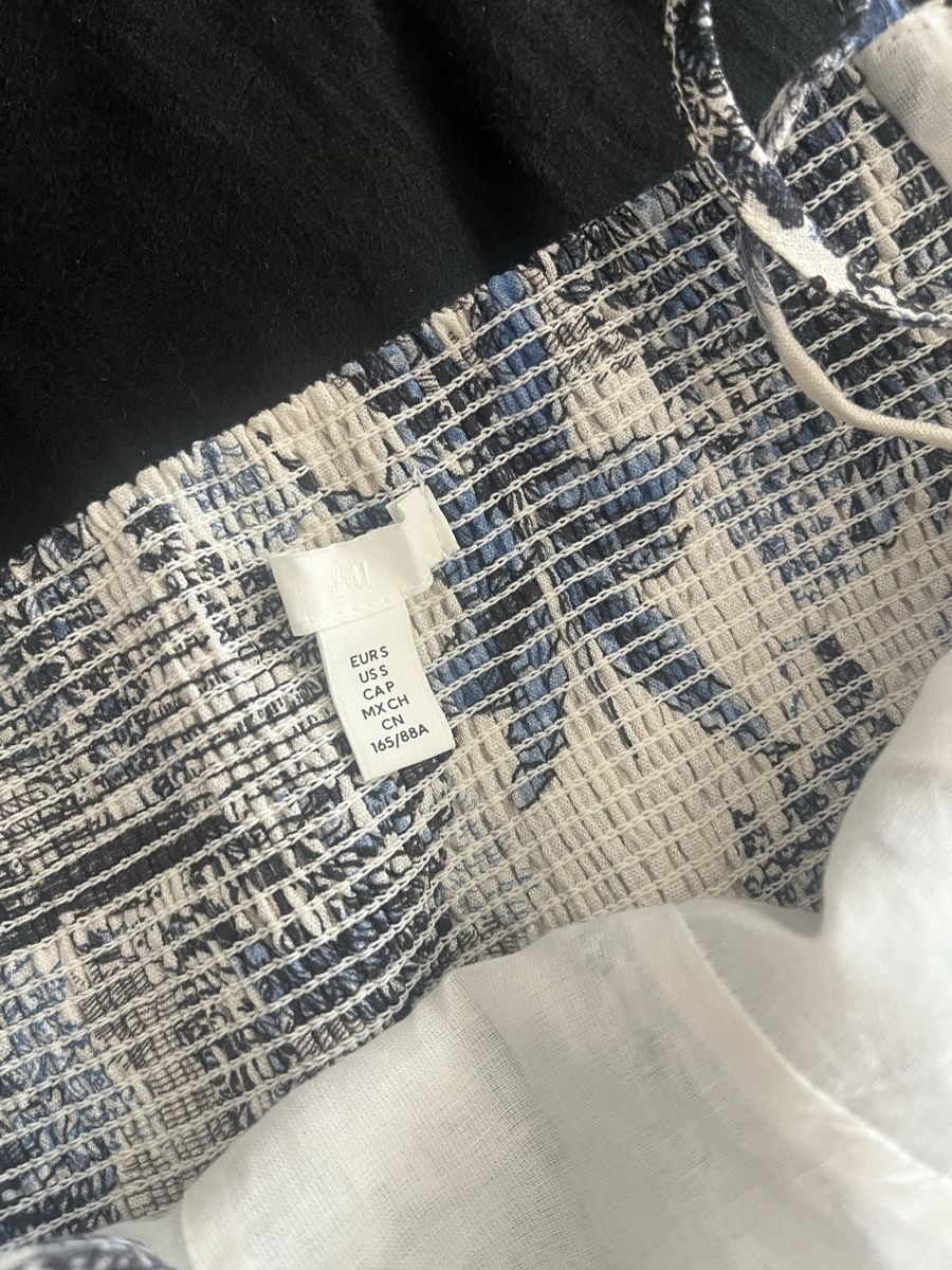 Vestiti: Kleid mit Print Grösse S neuwertig – Nuovo (secondo la descrizione) da Olten venduto da sae_82z2 3