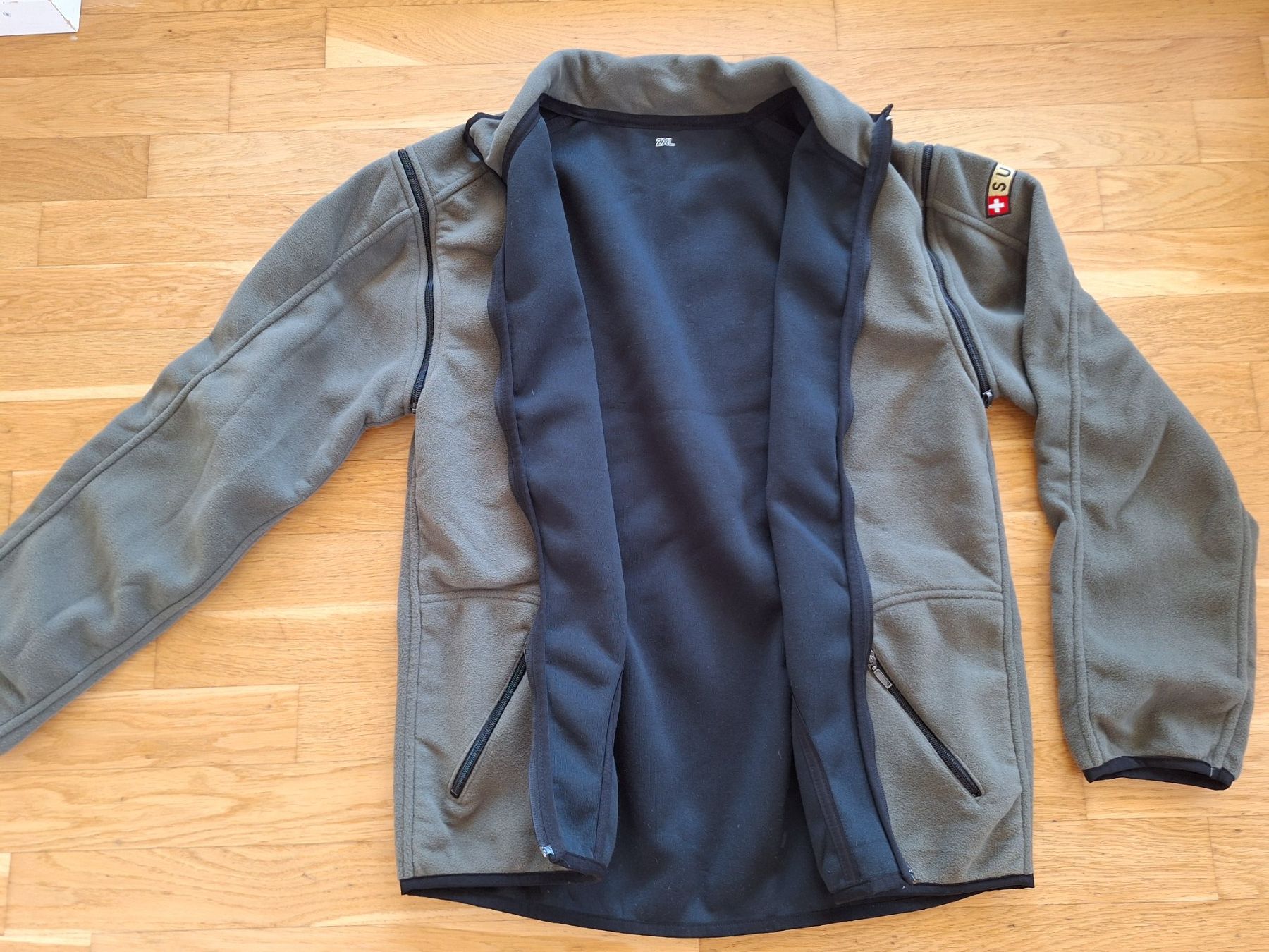 Armée suisse Vestes: Schweizer Armee Fleecejacke Suisse 2XL – D'occasion à Boniswil par Olaf555 1