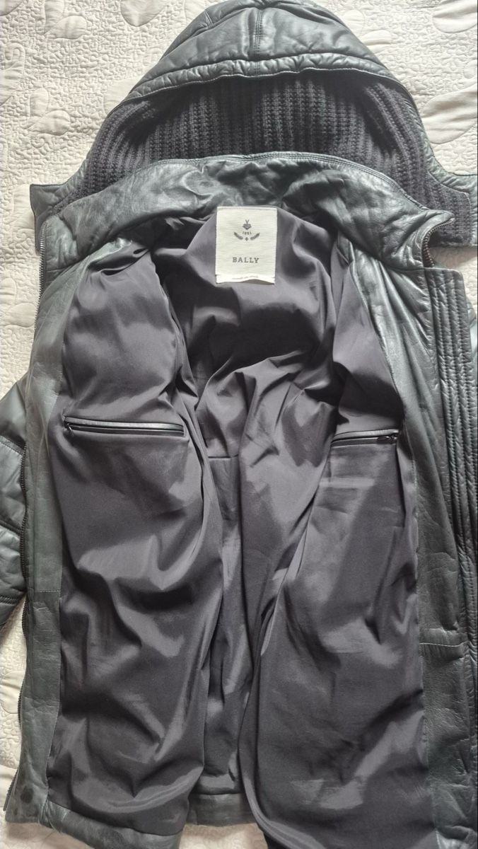 Bally Jacken: Bally Winter Jacke - Gr. M/L – Neu (gemäss Beschreibung) aus Zug von pav_q5f7 8