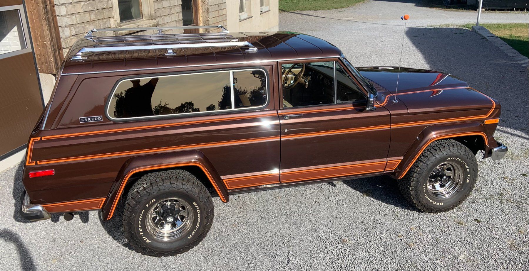 Jeep Automobili: Jeep Cherokee Laredo V8 – Usato da Herrliberg venduto da Imperial1970 3