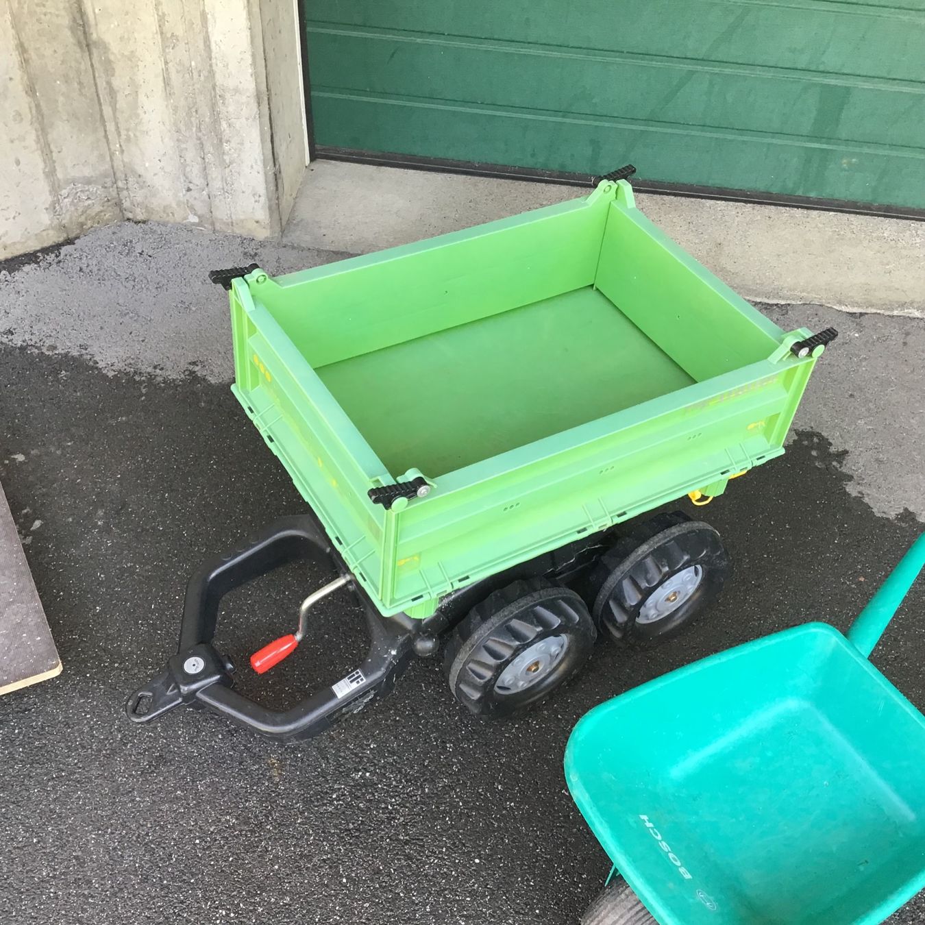 Deutz Tracteurs: Deutz Kinder Traktor inkl. div. Zubehör – D'occasion à Siebnen par uss 4