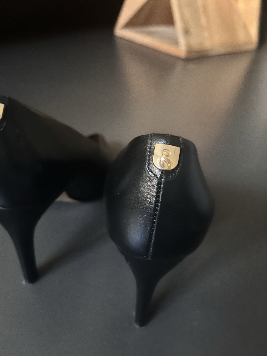 Scarpe da donna: Echtleder Pumps, Schwarz, Gr. 35 – Usato da Küssnacht am Rigi venduto da lus_g9xw 4