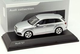 Audi Q7 II 4M Phase I 2015-2019 Florett silber met.     1:43