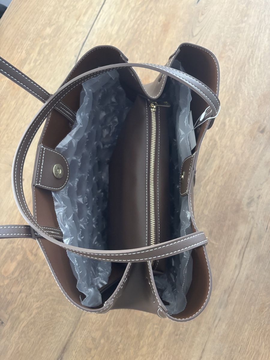 Taschen für Damen: Makani Handtasche – Neu und originalverpackt aus Boswil von nic_ba01 2