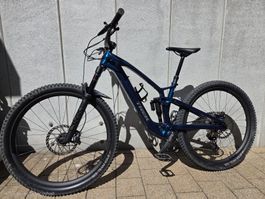 Light Assist E-MTB Trek Fuel Exe 9.8 XT Gr. M