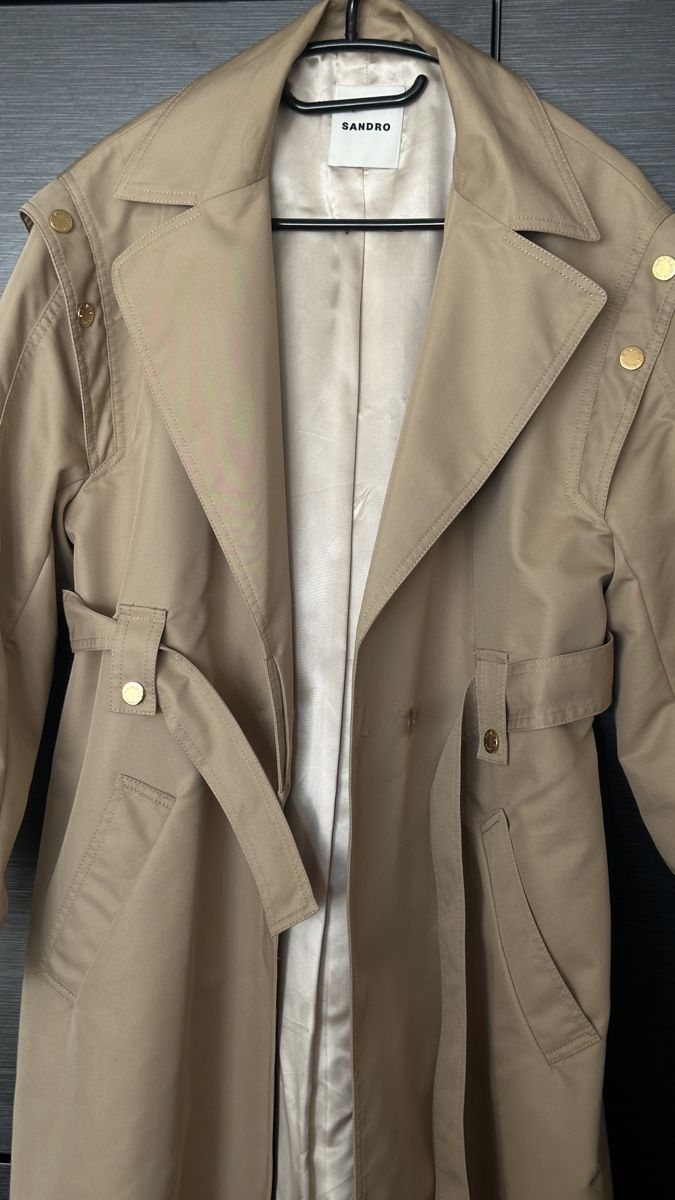 Sandro Manteaux: Trench  coat / imperméable Sandro – Neuf (Voir description) à Mont-sur-Lausanne par mar_jtt6 1