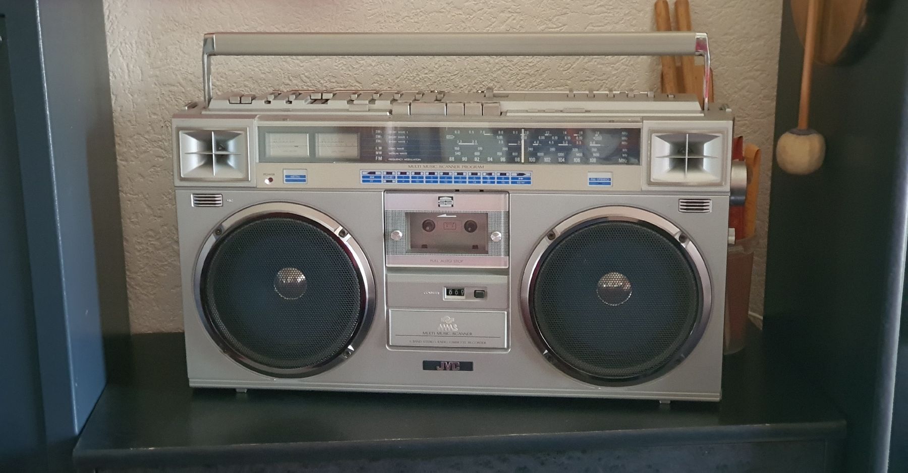 JVC Radio: JVC RC-M70 boombox ghettoblaster 1980 – Usato da Tavannes venduto da Alkatra-kkk666