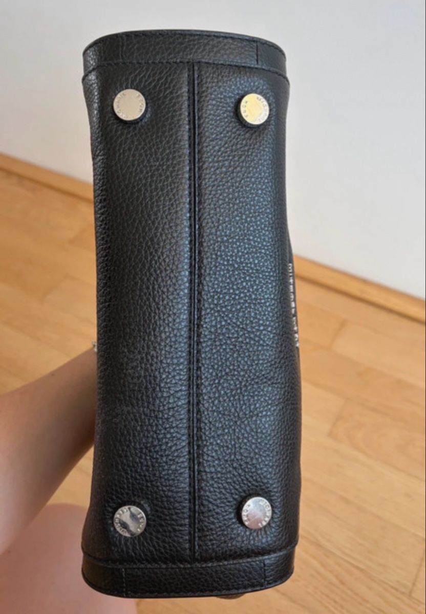 Michael Kors Borse da donna: Michael Kors Handtasche  – Usato da St. Gallen venduto da flaviice 2