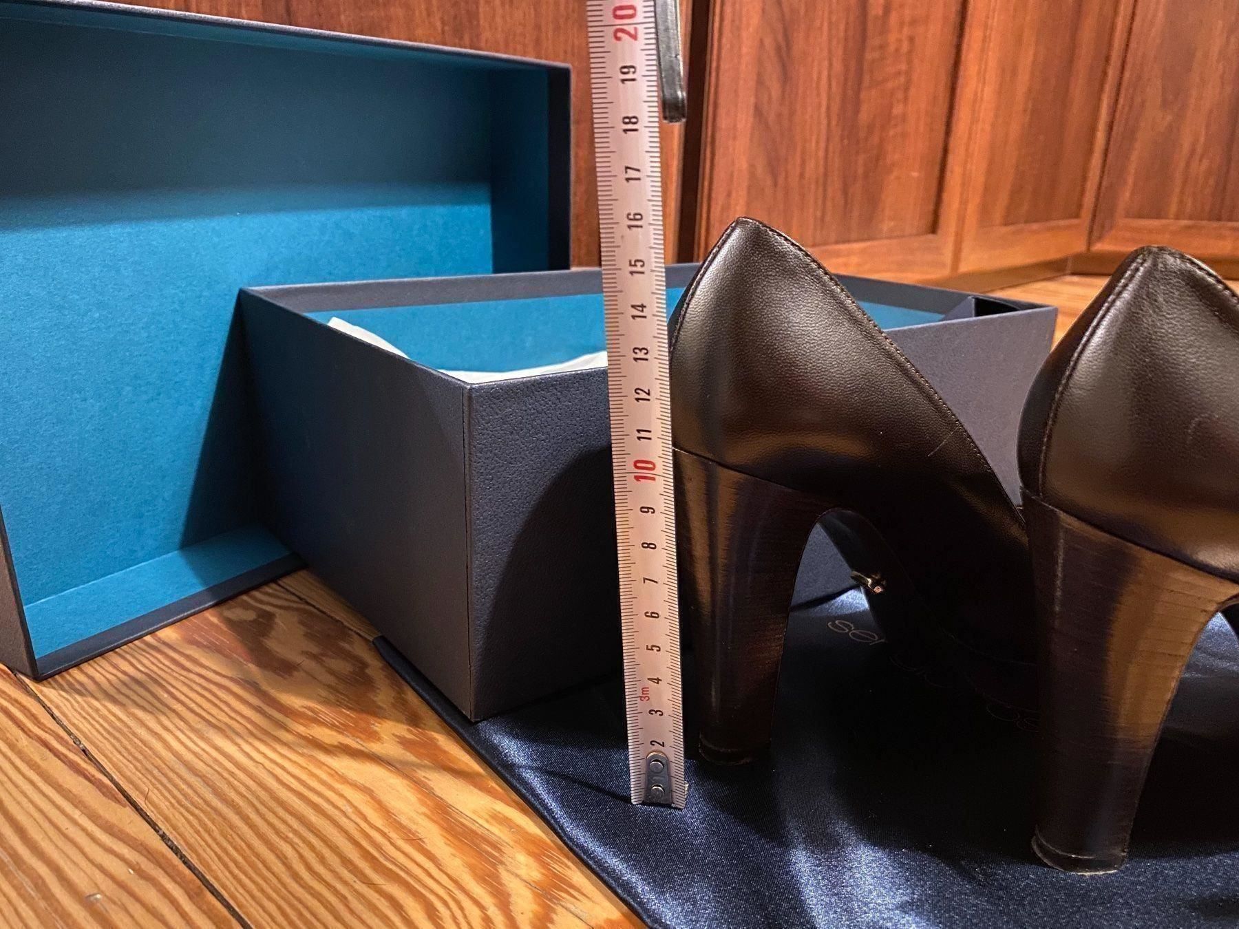 Sergio Rossi Scarpe da donna: SERGIO ROSSI Pumps Dunkelbraun – Nuovo (secondo la descrizione) da Viganello venduto da Cathy3 5