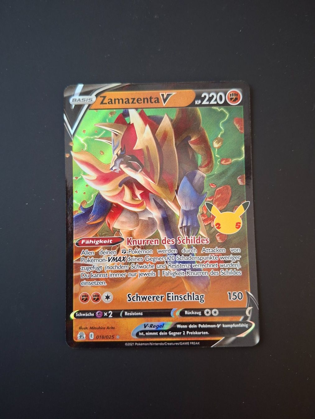 Pokémon Carte collezionabili: Zamazenta V Celebration DE – Usato da Biasca venduto da Sara_Poke123