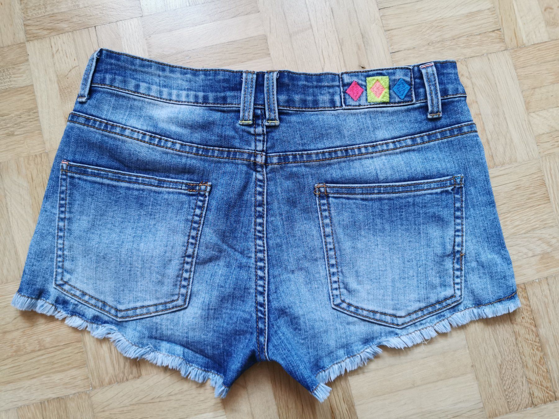 Jeans: Hotpants Even&Odd Gr. S – Usato da Stäfa venduto da flamingo_17 1