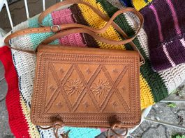 Boho Style Umhängetasche aus Leder