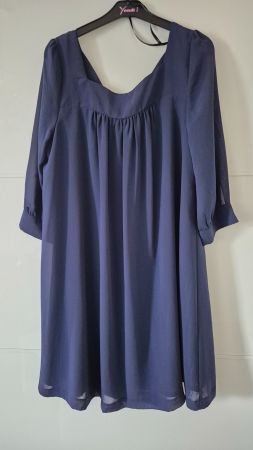 Jolie tunique bleu marine, idéale pour l'été, taille L