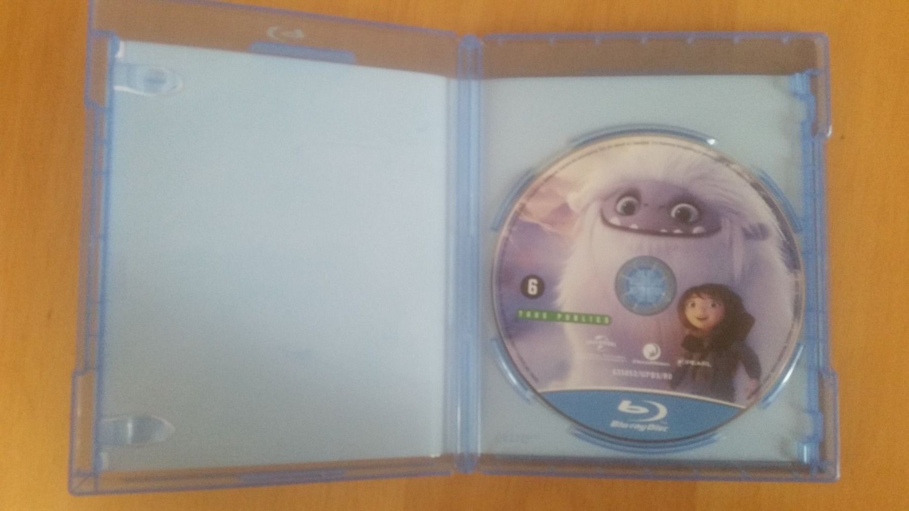 Tutti i DVDs: Blu-ray Abominable     Français Anglais – Usato da Porrentruy venduto da tupatup 6