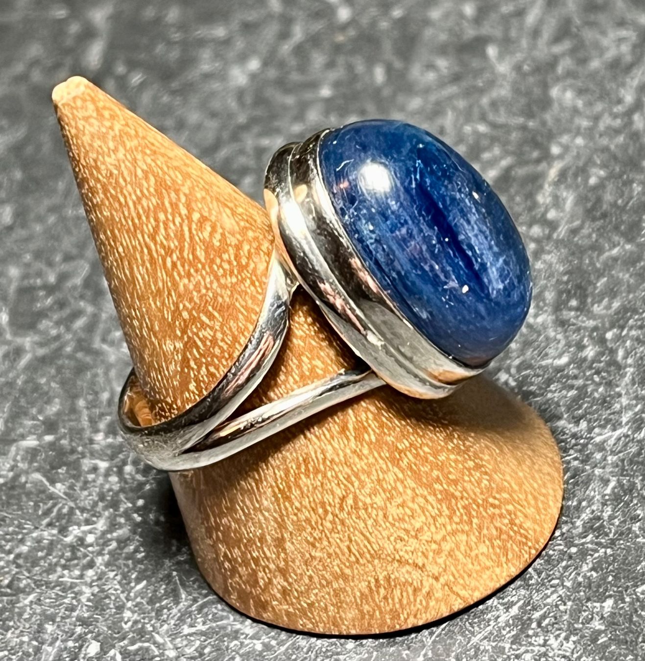 Anelli: Silber Ring mit XXL Kyanit – Nuovo (secondo la descrizione) da Diegten venduto da hamofi57 3