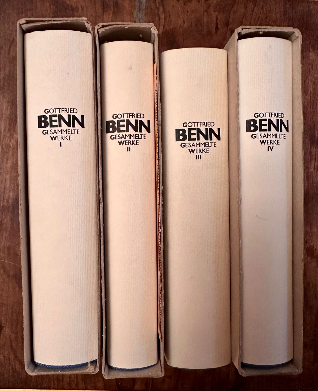 Libri: Gottfried Benn: Gesammelte Werke. 4 Bde. – Usato da Zürich venduto da allp 1
