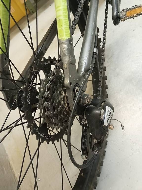 Biciclette: Schönes Kindervelo, Grösse 24 " – Usato da zürich venduto da Bsp1 2