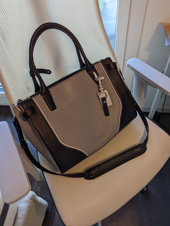 Tumi on sale kiran tote