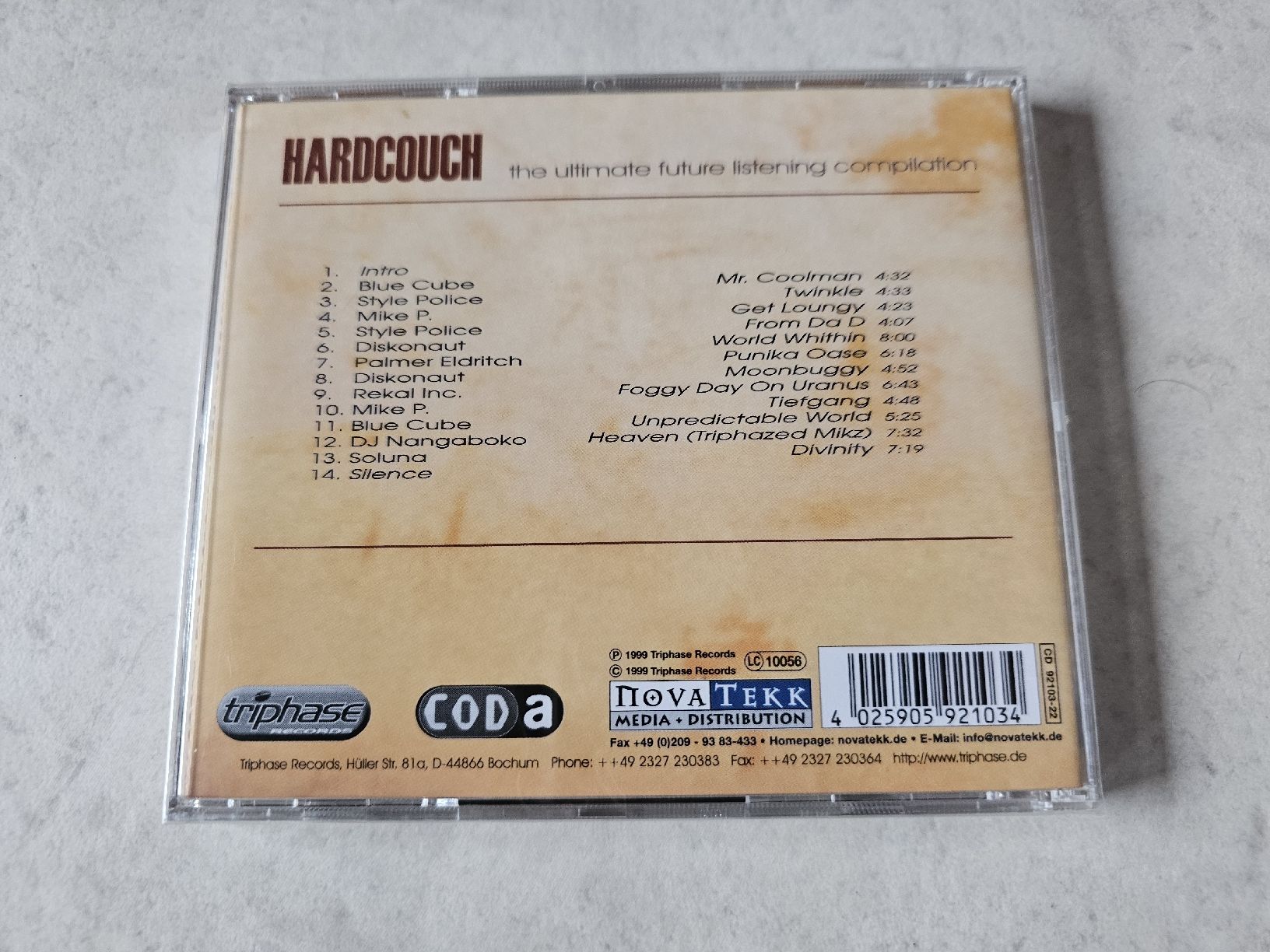 CDs: Hardcouch  -  The Ultimate Future Listening  /  Fabrikneu – Neuf avec emballage d'origine à Schneisingen par backstore24 1