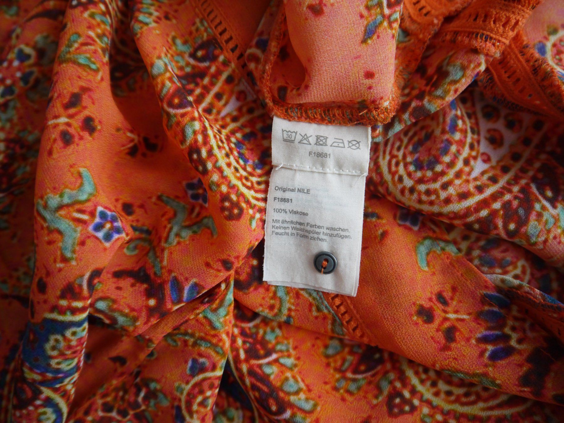 Nile Blusen: NILE Bluse aus 100% Viskose Gr: S – Gebraucht aus Hagendorn von Blaf 3