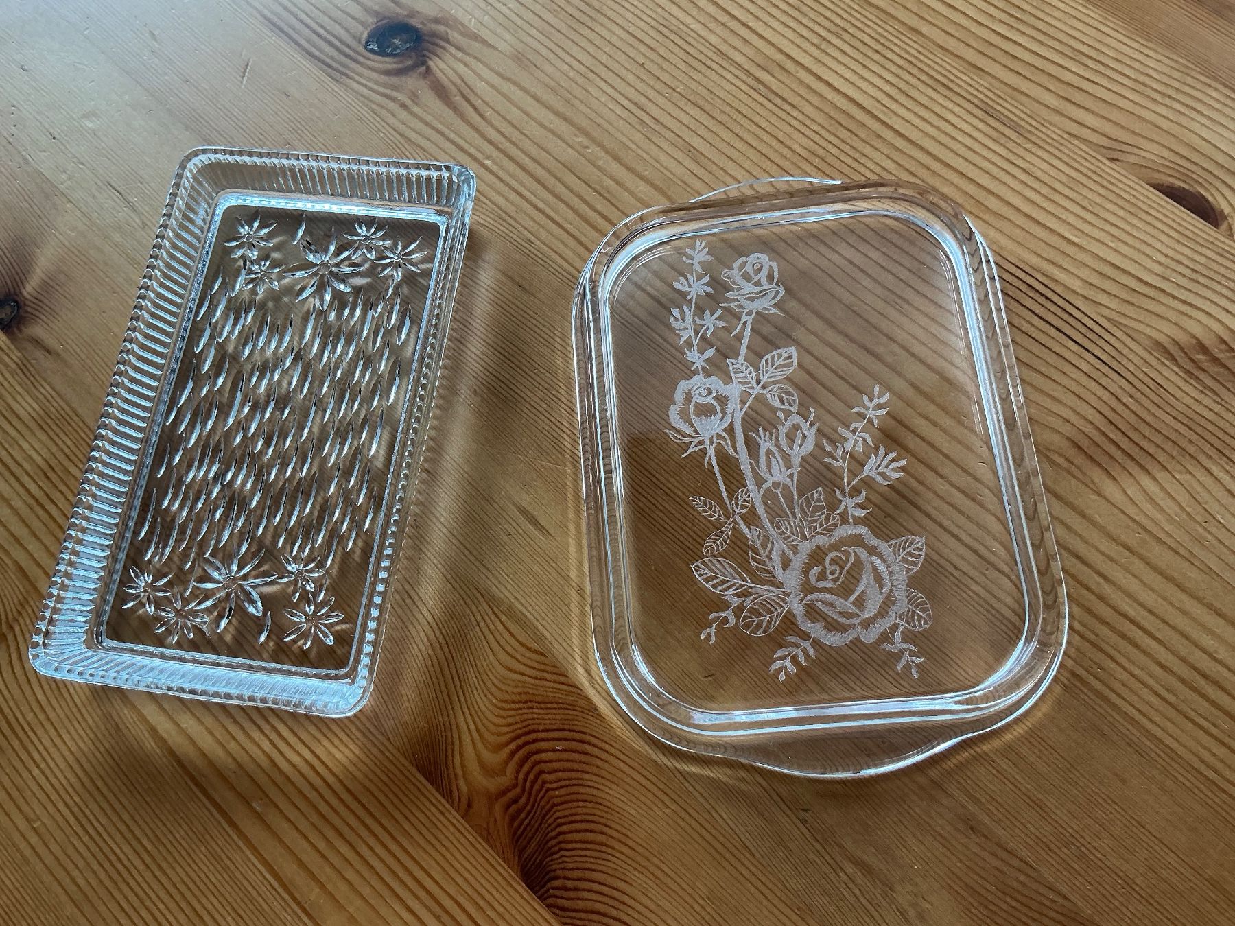 Altre Stoviglie: 2  Glas - Butterplättli – Usato da Aesch BL venduto da Fortexx