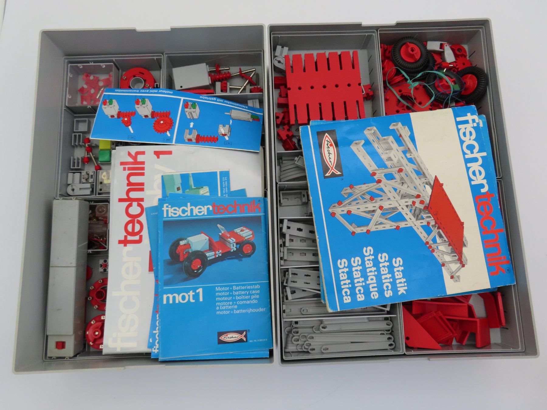 Fischer Kit di costruzioni: 2x Fischertechnik Box 1000 mit Anleitungen – Usato da Reinach BL venduto da WBZ-Flohmarkt 1