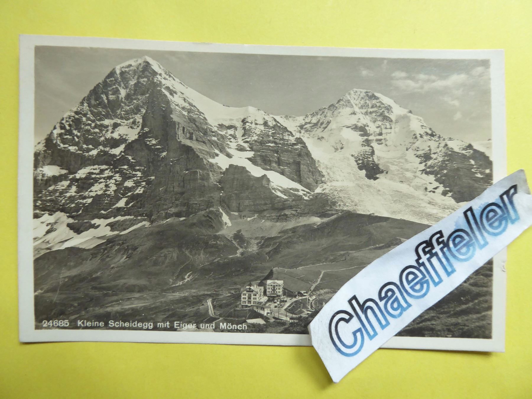 Cartoline postali: 1928  24685 Kleine Scheidegg mit Eiger u.Mönch – Usato da Zürich venduto da Chaeffeler