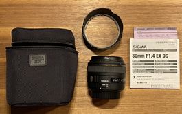Sigma EX 30mm f/1.4 DC HSM