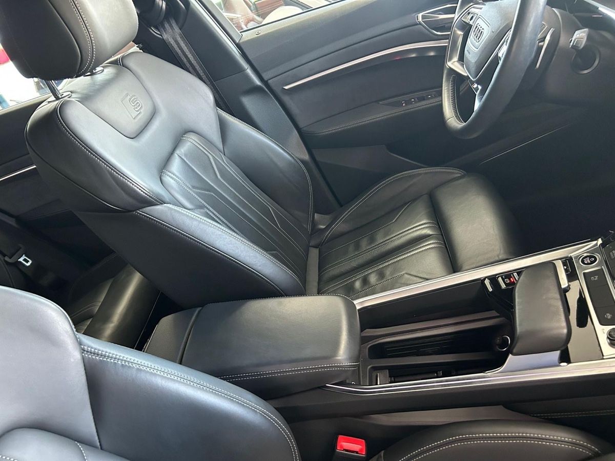 Audi Automobili: Audi e-tron advance Black Edition – Usato da Mönchaltorf venduto da steffierz 6