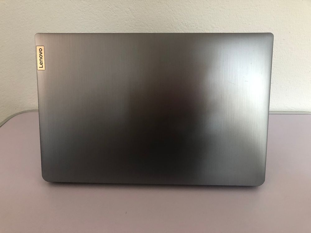 Top Zustand: Lenovo IdeaPad 3 15ITL6, super Leistung & Akku (Neu