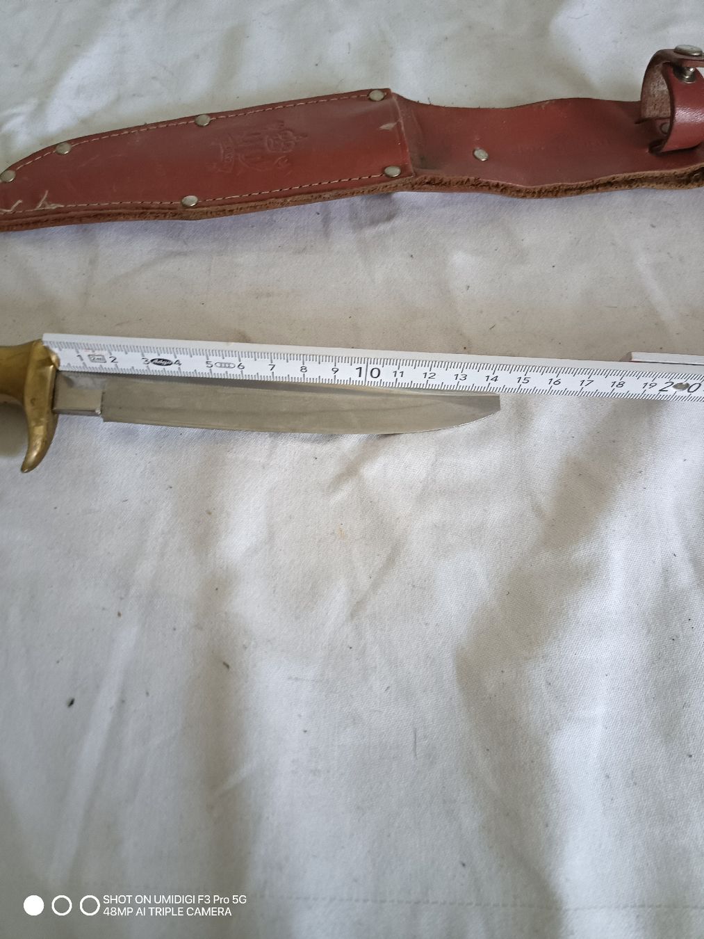 Accessori: Jagdmesser Hirschkrone mit Lederscheide rostfrei – Usato da Aarwangen venduto da to-hirschi 5