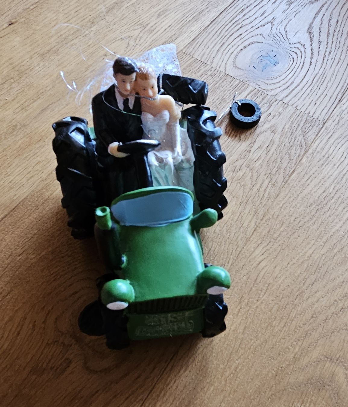 Tutte le decorazioni: Tortentopper Traktor Hochzeit – Nuovo e nell'imballaggio originale da Frutigen venduto da dts_772s
