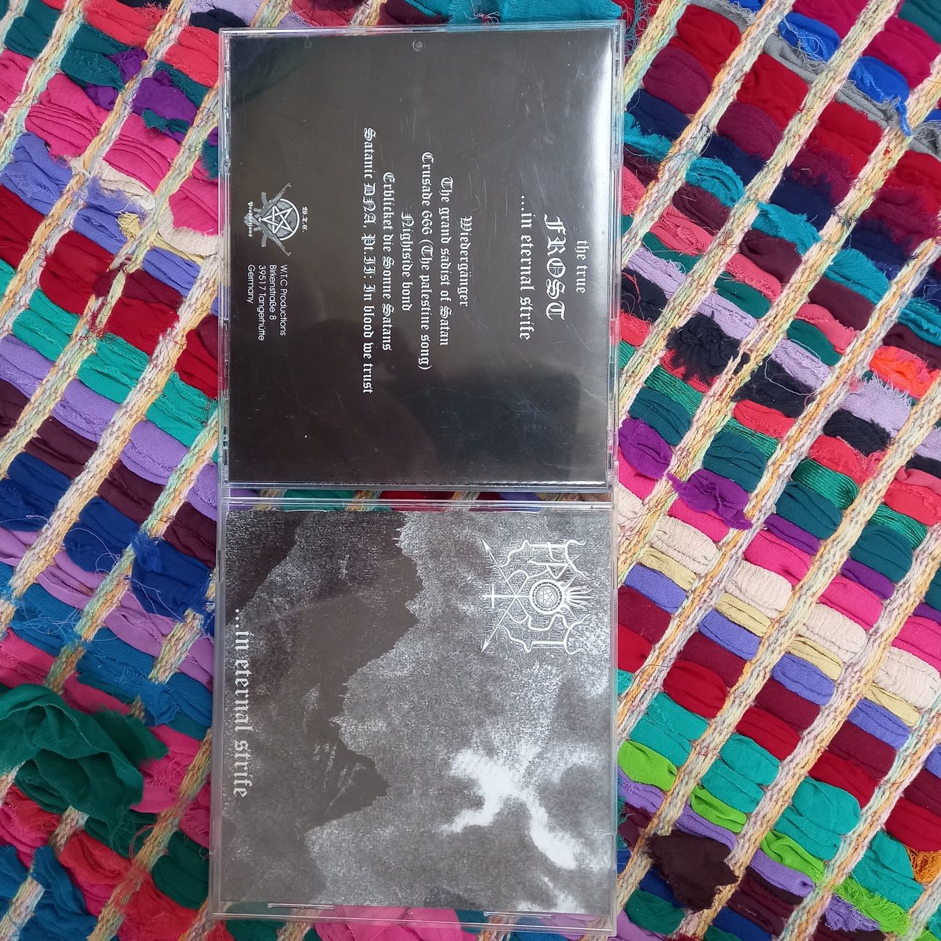 CD: The true frost - in eternal... – Usato da St-Cergue venduto da VeganWarrior