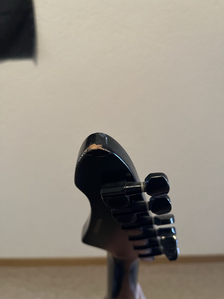 Aria Strumenti musicali: Aria Electric Guitar Black Solid Body Six String Instrument – Usato da Tschingel venduto da yig_spl9 2