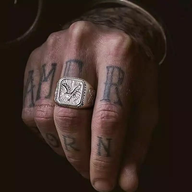 Anelli: Men ring silver eagle from stainless steel – Nuovo e nell'imballaggio originale da Aarburg venduto da StavFashion