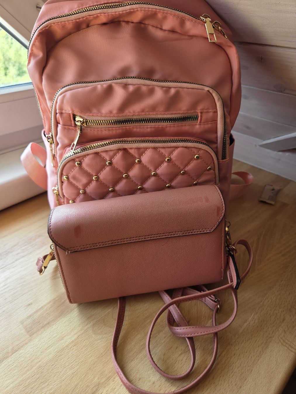 Rucksäcke: 🎒Pink Backpack + Free Sling Bag – Gebraucht aus Winterthur von Maricels_Boutique 7