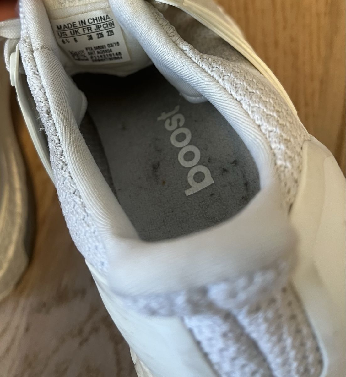 Adidas Scarpe da uomo: Adidas Ultraboost tripple white – Usato da Bülach venduto da deinmica 6