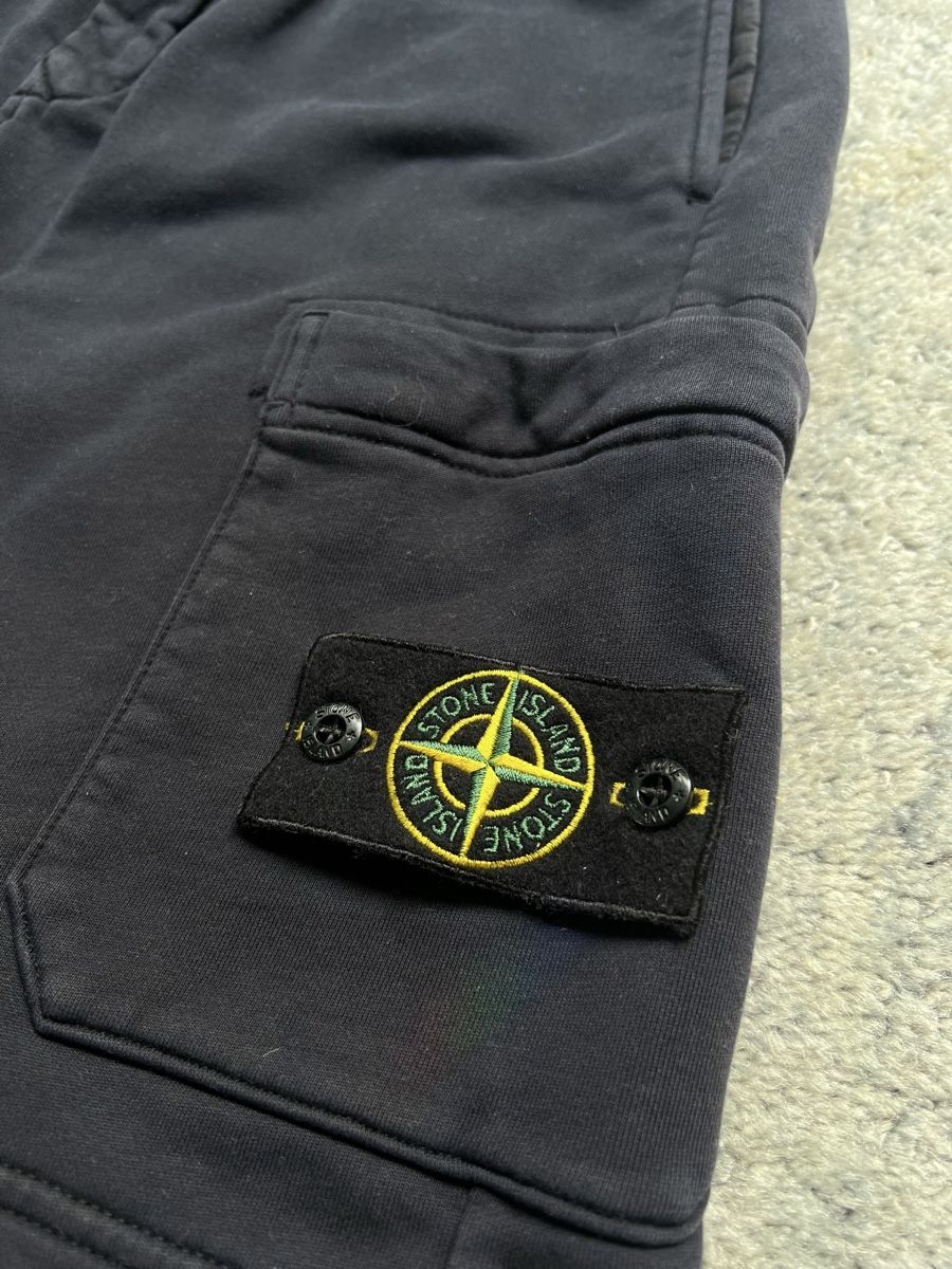 Stone Island Pantaloni: Stone Island Shorts – Usato da St. Margarethen TG venduto da compass.island 3