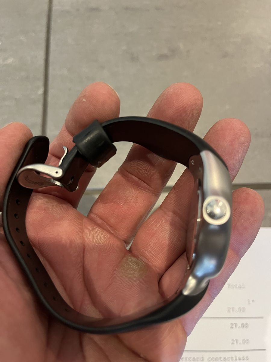 Oakley Montres: Oakley Uhr  – D'occasion à Neerach par fuz_8d7l 4